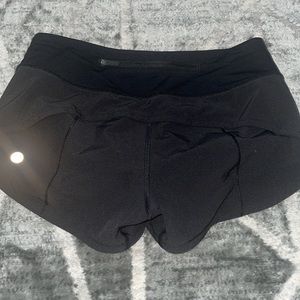 Lululemon Black Speedup Shorts SIZE 2